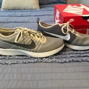 Nike lightweight tennis shoes, size 9